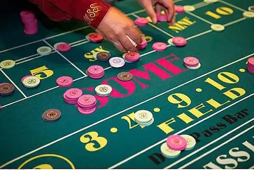 Filipino sports bettor checking basketball odds on perabet platform